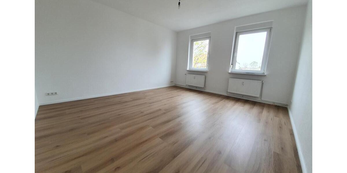 Etagenwohnung Velten - 2.5 Zimmer, 81 m&sup2;, 1.025&euro; | Angebot:26003509