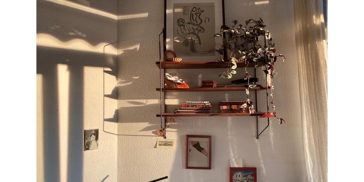 Etagenwohnung Berlin Neukölln - 1 Zimmer, 42 m&sup2;, 50&euro; | Angebot:25932764