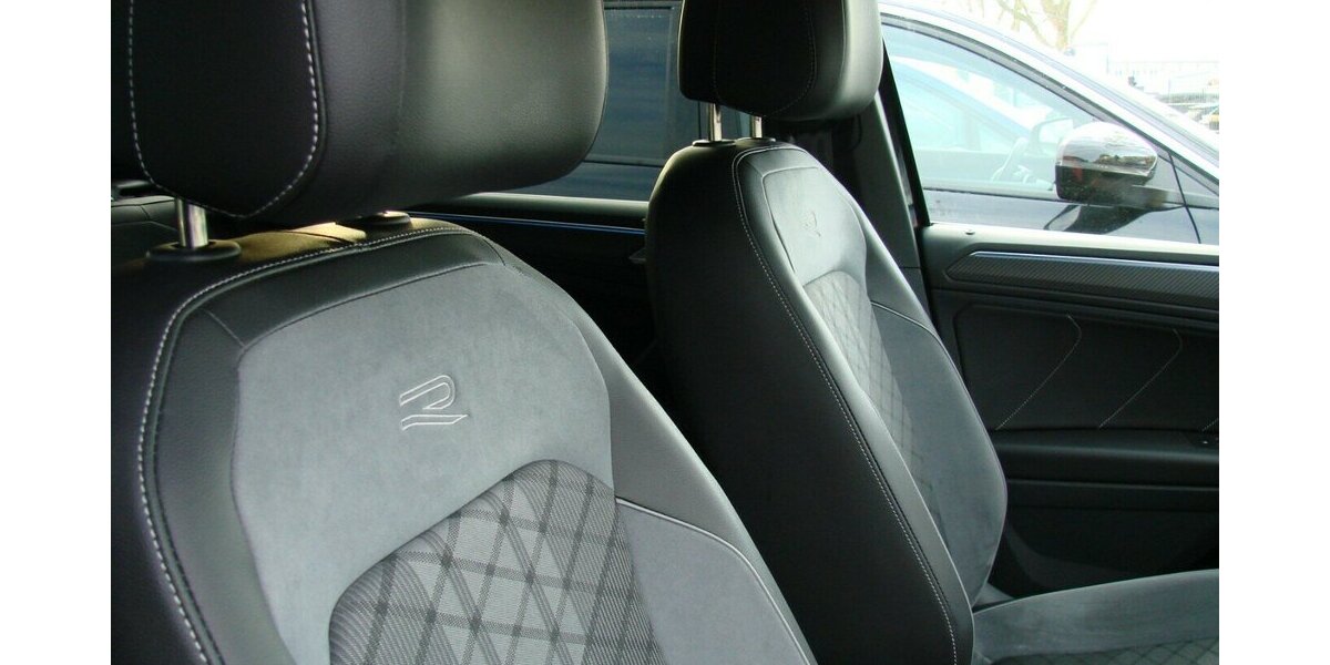 VW Tiguan 2.0TDi R-Line 4M BlackStyle ACC IQ LIGHT 41.763 km 34.980 &euro; Falkensee 14612