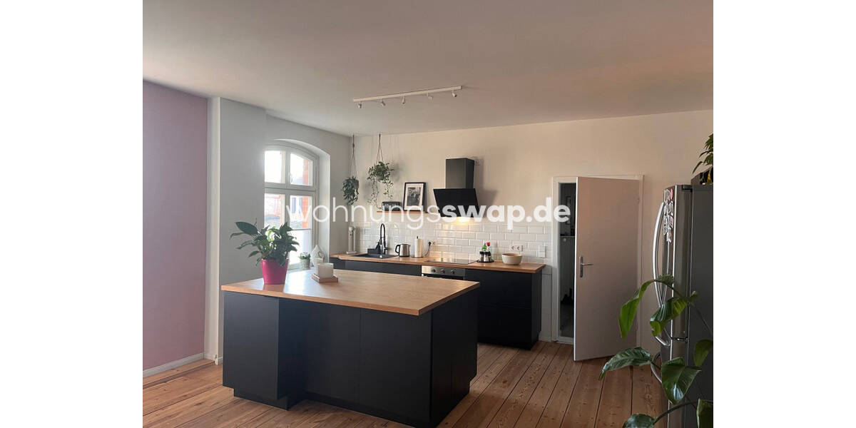 Etagenwohnung Berlin Hellersdorf - 4 Zimmer, 125 m&sup2;, 1.400&euro; | Angebot:26125811