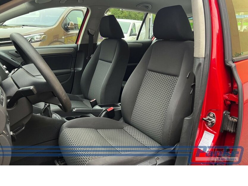 VW Golf Trendline 1.4*2Hand*8Reifen*Klima*Zahnriem 157.606 km 4.990 € Berlin 13187