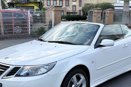 Saab 9-3 113.980 km 11.480 &euro; BERLIN 13409