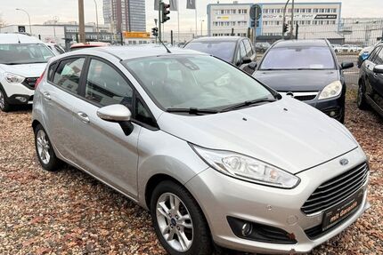 Ford Fiesta 127.474 km 6.200 &euro; Potsdam 14480