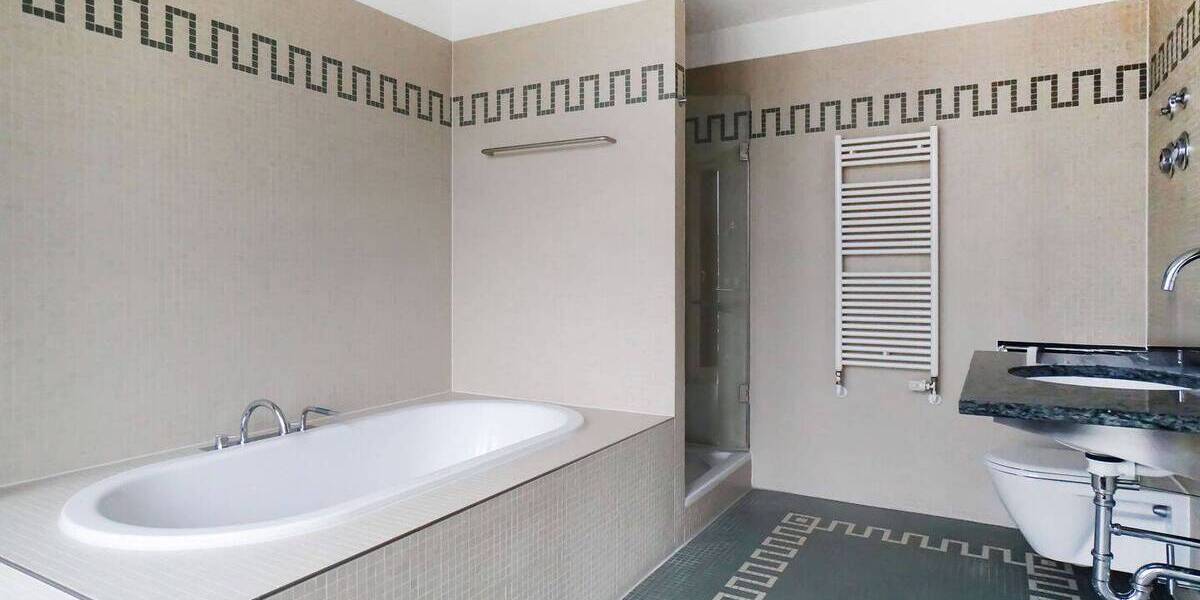 Etagenwohnung Berlin Mitte - 4 Zimmer, 167 m&sup2;, 3.040&euro; | Angebot:26018507