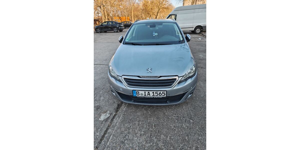 Peugeot 308 212.000 km 4.050 &euro; Berlin 12351