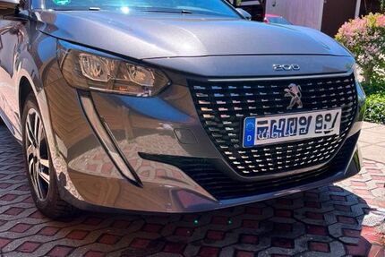Peugeot 208 21.000 km 13.500 &euro; Mahlow 15831