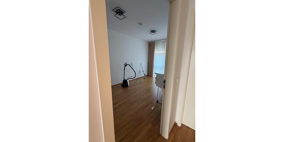 Erdgeschoßwohnung Berlin Spandau - 1 Zimmer, 80 m&sup2;, 1.435&euro; | Angebot:26164611