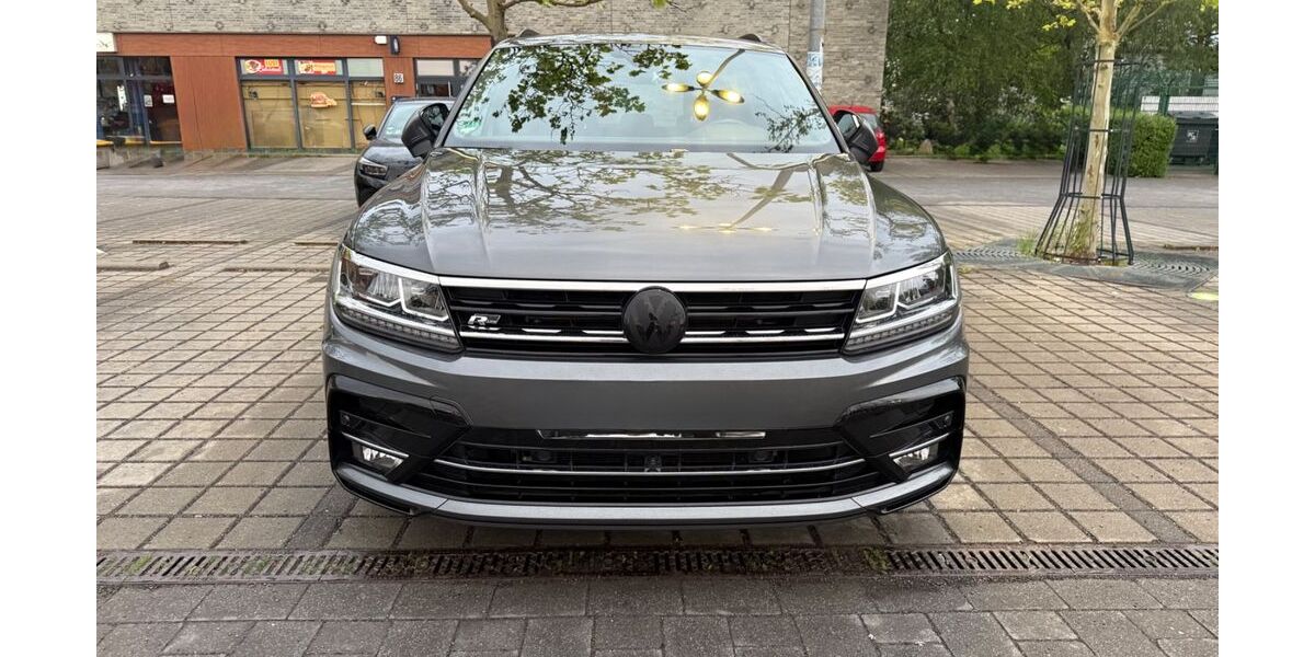 VW Tiguan 68.519 km 23.000 &euro; Berlin 12157