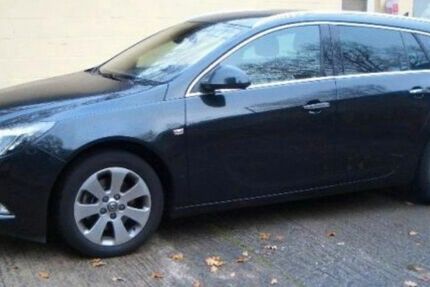 Opel Insignia 65.300 km 11.299 € Berlin 13435
