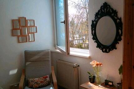 Wohnung Berlin Spandau - 5 Zimmer, 16 m&sup2;, 470&euro; | Angebot:26095093