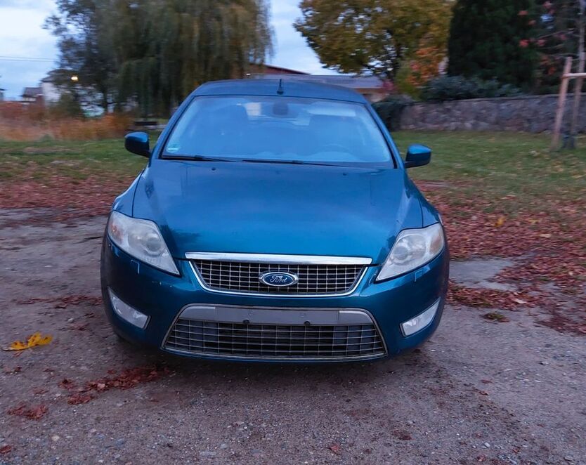 Ford Mondeo 342.000 km 2.190 € Berlin 13581