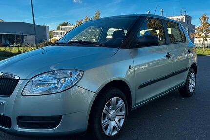 Skoda Fabia 72.300 km 2.900 &euro; Berlin 13405