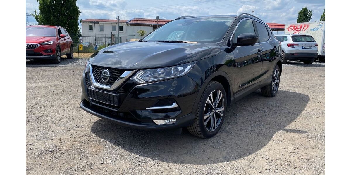 Nissan Qashqai 115.643 km 12.790 &euro; Blankenfelde-Mahlow 15831