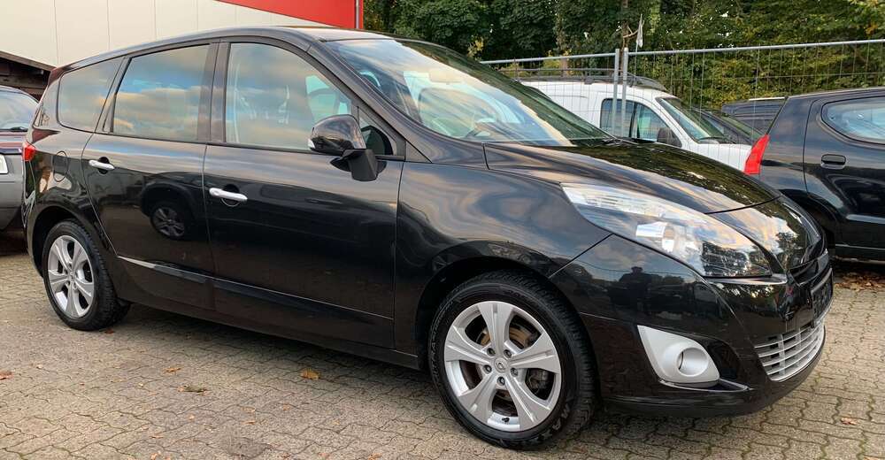 Renault Scenic 135.000 km 5.699 € Berlin 12109