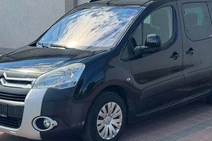 Citroen Berlingo 256.000 km 3.990 &euro; Berlin 12057