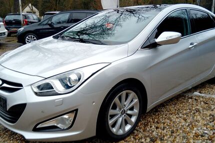 Hyundai i40 235.000 km 6.999 &euro; Fredersdorf-Vogelsdorf bei Berlin 15370