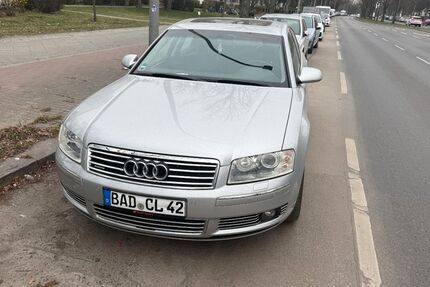 Audi A8 186.000 km 7.999 &euro; Berlin 12526