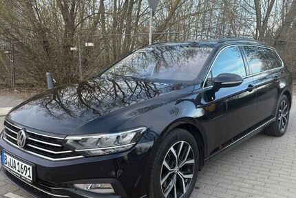VW Passat 212.565 km 12.900 &euro; Berlin 13055