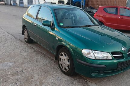Nissan Almera 122.400 km 798 &euro; Oranienburg 16515