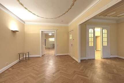 Wohnung Berlin Charlottenburg-Wilmersdorf - 5 Zimmer, 220 m&sup2;, 3.960&euro; | Angebot:24444521