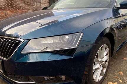 Skoda Superb 80.000 km 16.990 &euro; Berlin 10365