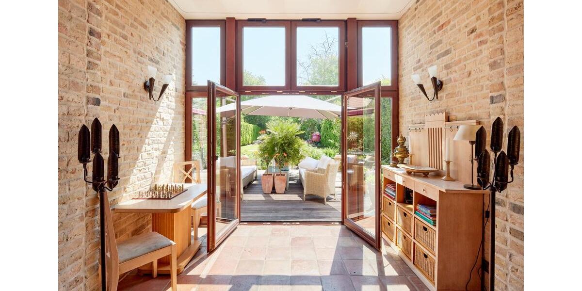 Villa Berlin Reinickendorf - 9 Zimmer, 440 m&sup2;, 1.950.000&euro; | Angebot:26675190