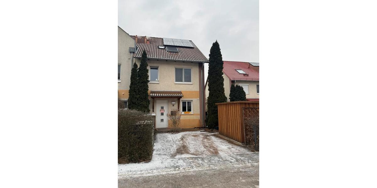 Reihenhaus Berlin Spandau - 7 Zimmer, 130 m&sup2;, 615.000&euro; | Angebot:25024804