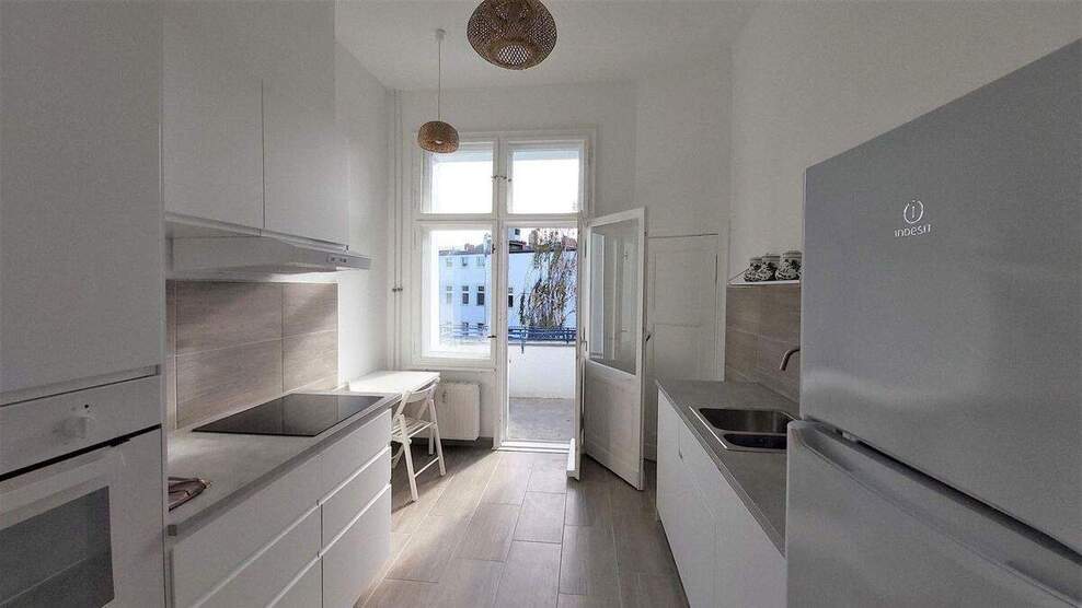 Provisionfrei ! Cozy & Sunny Helle Sonnige & Sanierte Wohnung mit Süd-Balkon in Alt-Tegel 1 zimmer