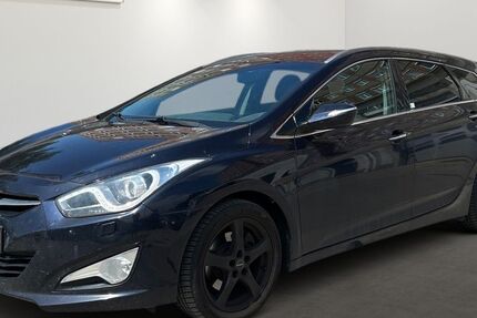 Hyundai i40 220.486 km 2.799 &euro; Berlin 12681
