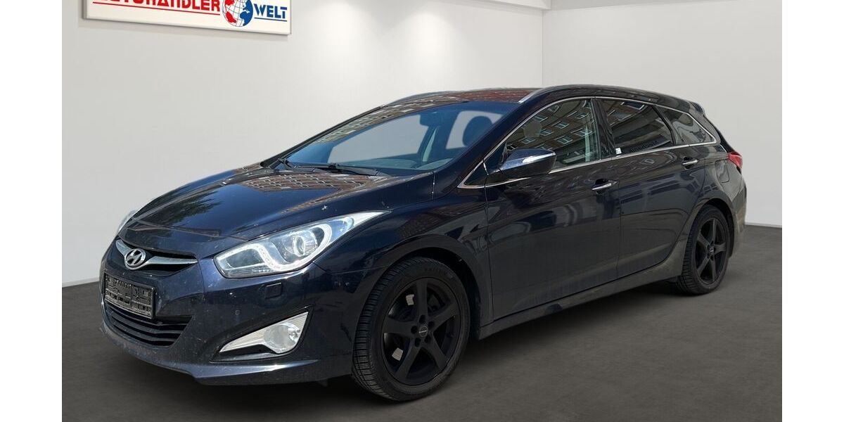 Hyundai i40 220.486 km 2.999 &euro; Berlin 12681