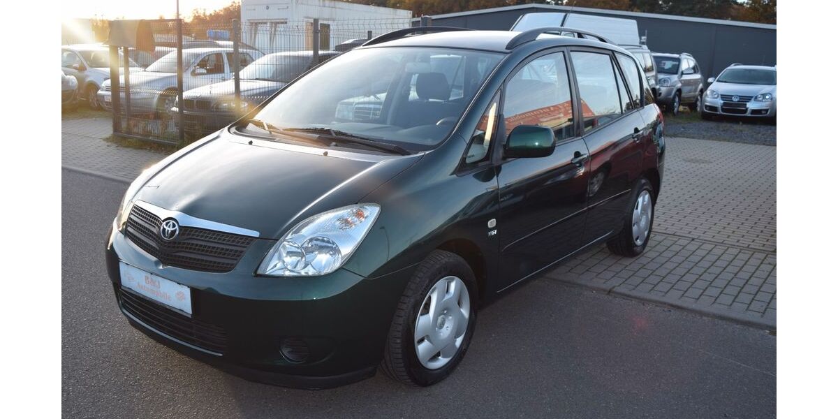 Toyota Corolla Verso 73.600 km 3.999 &euro; Wildau 15745