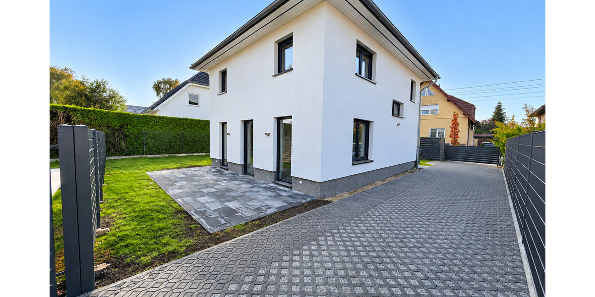 Berlin-Lichtenberg - Erstbezug 2026 - exklusive Stadtvilla mit Wohnkomfort mit Balkon & Garten ! - Einfamilienhaus Berlin / Wartenberg Wartenberg | Angebot:27704260
