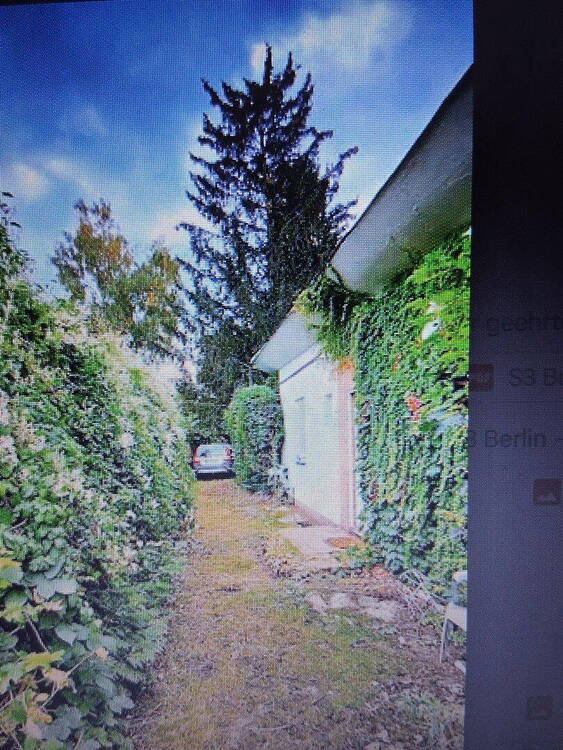 Bungalow m. gr. Garten