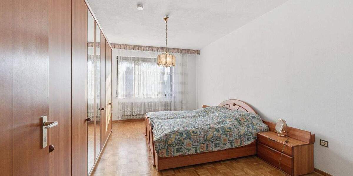 Einfamilienhaus Berlin Marienfelde - 7 Zimmer, 208 m&sup2;, 695.000&euro; | Angebot:25800151
