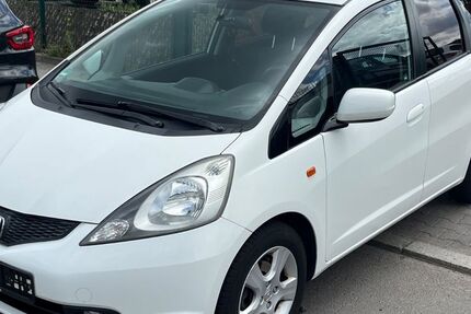 Honda Jazz 180.000 km 2.990 &euro; Berlin 13597