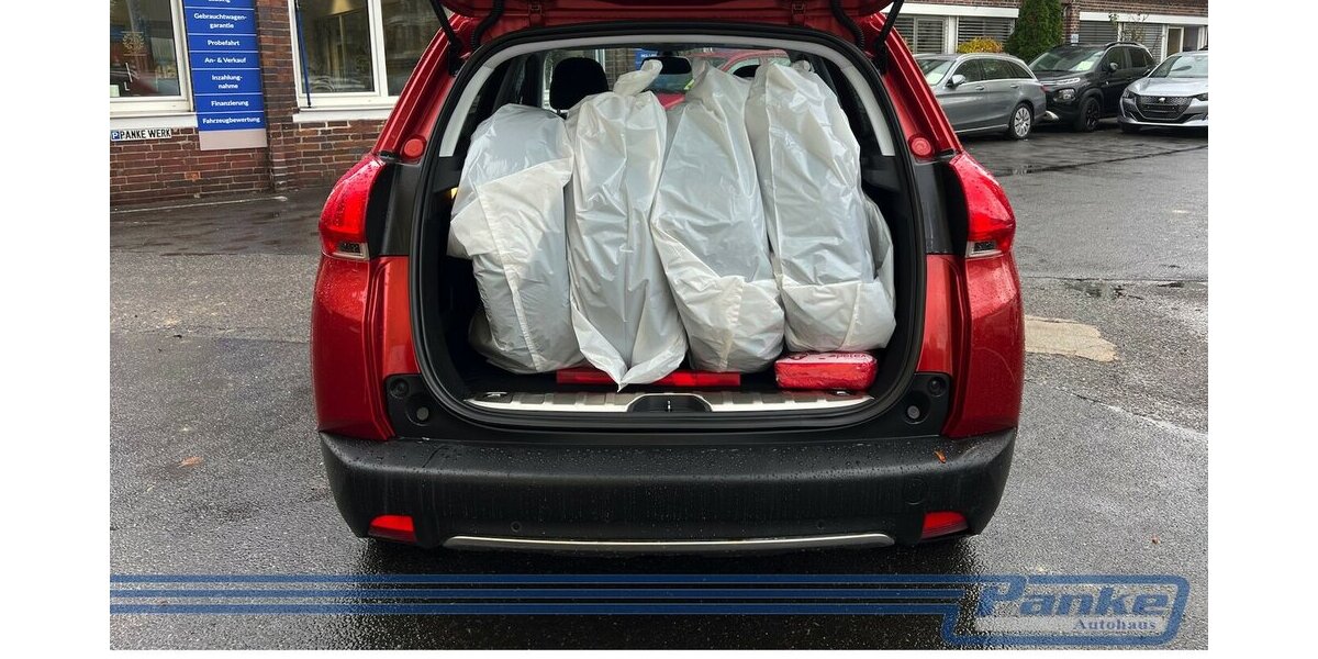 Peugeot 2008 Allure*Navi*PDC*SHZ*Ambiete*1-Hand*Tel. 98.291 km 8.480 &euro; Berlin 13187