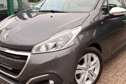 Peugeot 208 106.000 km 6.490 &euro; Berlin 13086