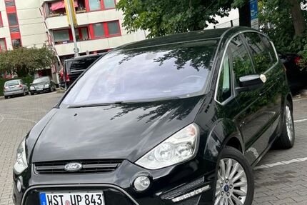 Ford S-Max 200.000 km 9.200 &euro; Berlin 13353