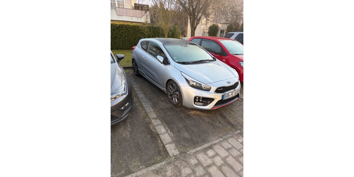Kia ceed / Ceed 53.000 km 14.200 &euro; Berlin 15344