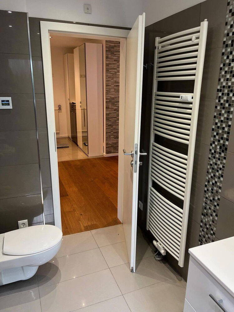 Provisionsfrei - Top modernisierte Wohnung, Garage, Terasse, Garten, Hausautomatisierung, 128m²