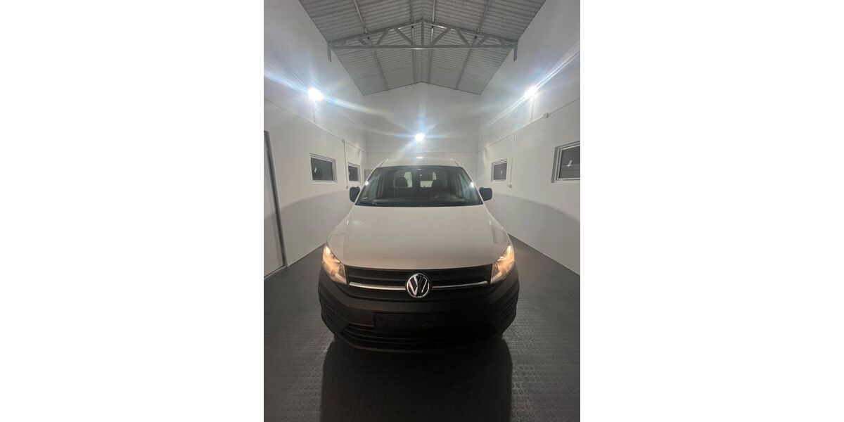 VW Caddy 85.700 km 14.990 &euro; Blankenfelde-Mahlow 15827
