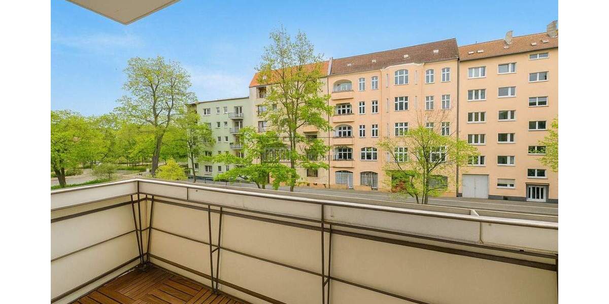 Bezugsfrei: Moabit mit Weitblick und Stellplatz 2 zimmer