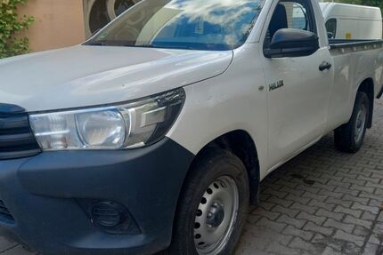 Toyota Hilux 105.000 km 17.000 &euro; Berlin-Mariendorf 12109