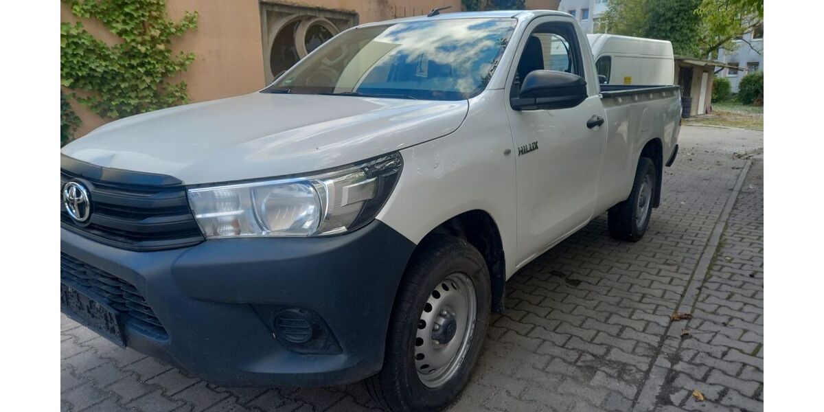 Toyota Hilux 105.000 km 18.490 &euro; Berlin-Mariendorf 12109