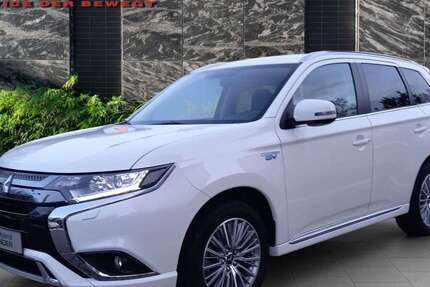 Mitsubishi Outlander 29.640 km 22.900 &euro; Stahnsdorf 14532