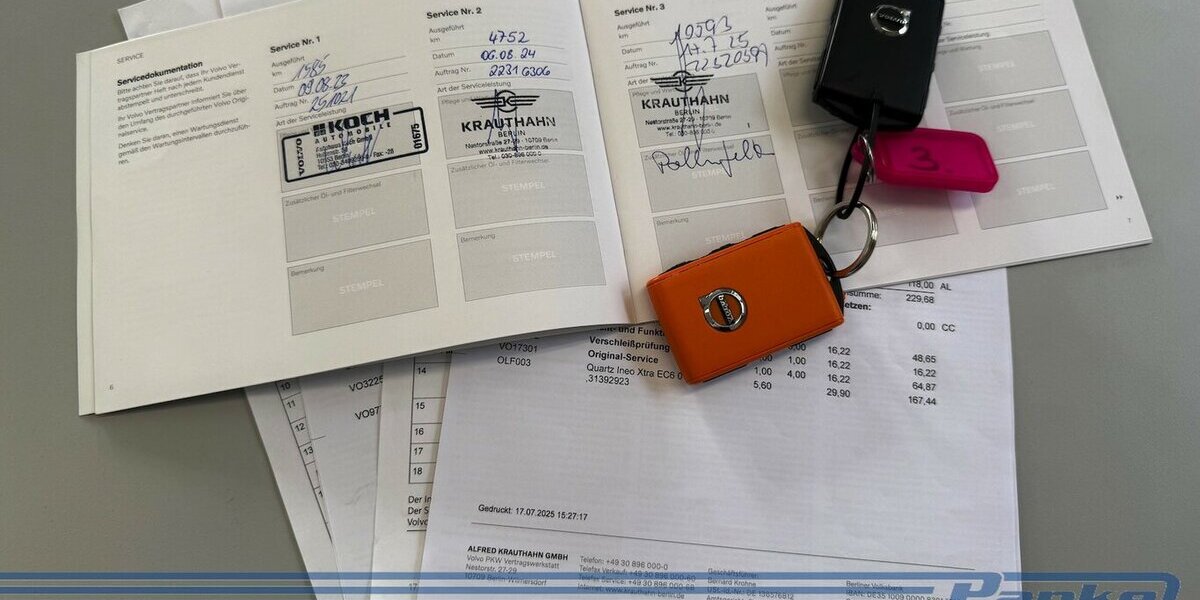 Volvo XC40 Essential 2WD 8G*LED*Virtuall*PDC*BT*Tempo* 15.156 km 25.990 &euro; Berlin 13187