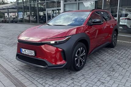 Toyota bZ4X 1.500 km 33.900 &euro; Berlin 13403