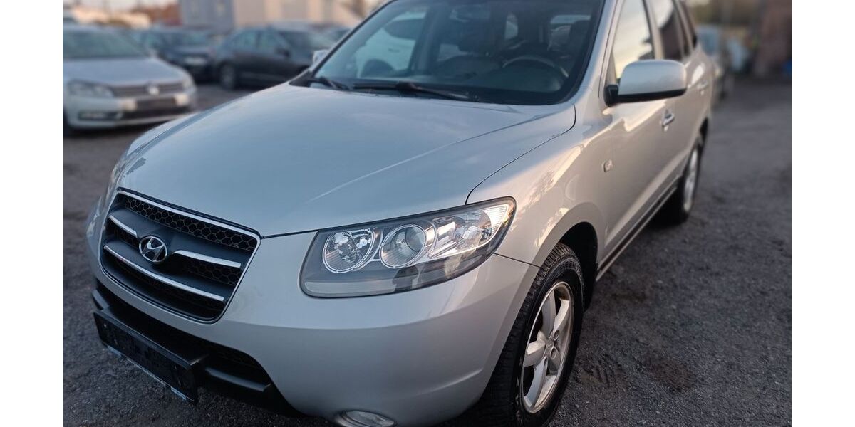 Hyundai SANTA FE 197.000 km 4.900 &euro; Berlin 13597