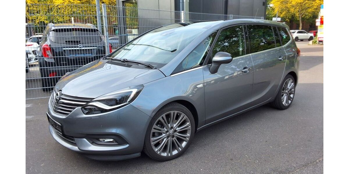 Opel Zafira 104.000 km 17.900 &euro; Berlin 13599