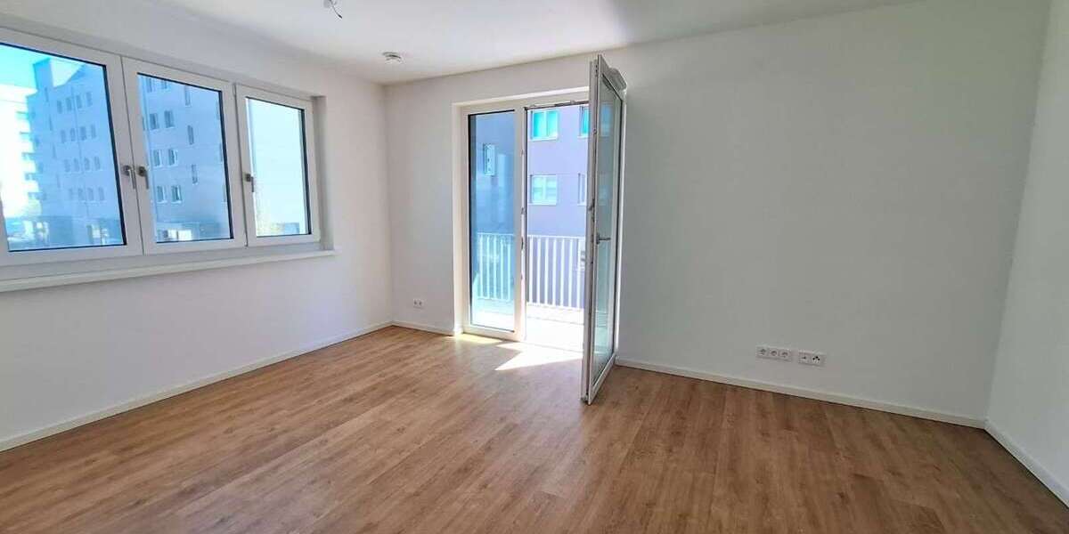 Etagenwohnung Berlin Hellersdorf - 3 Zimmer, 75 m&sup2;, 1.204&euro; | Angebot:27201093